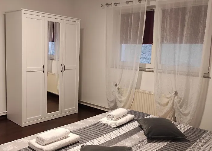 Zoran Vukusic * كوسترينا